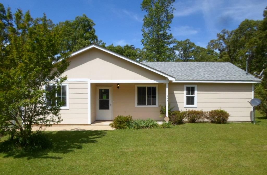 902 10th St, MS 39648 Trulia