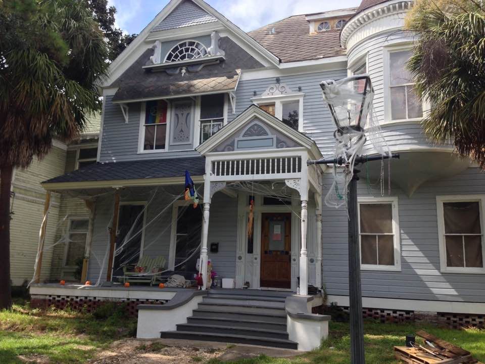 1008 Government St, Mobile, AL 6 Bed, 7 Bath SingleFamily Home 32