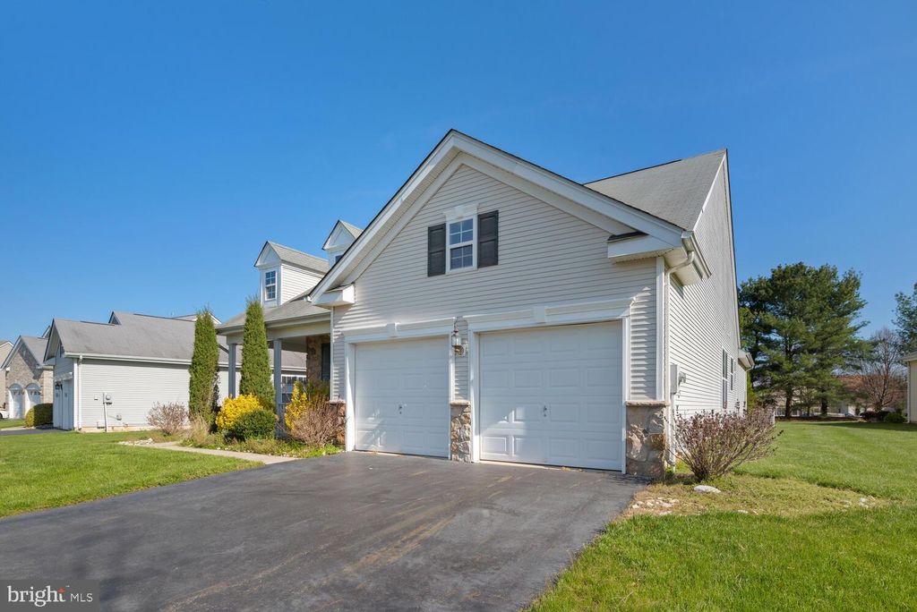 hotels in upper freehold nj
