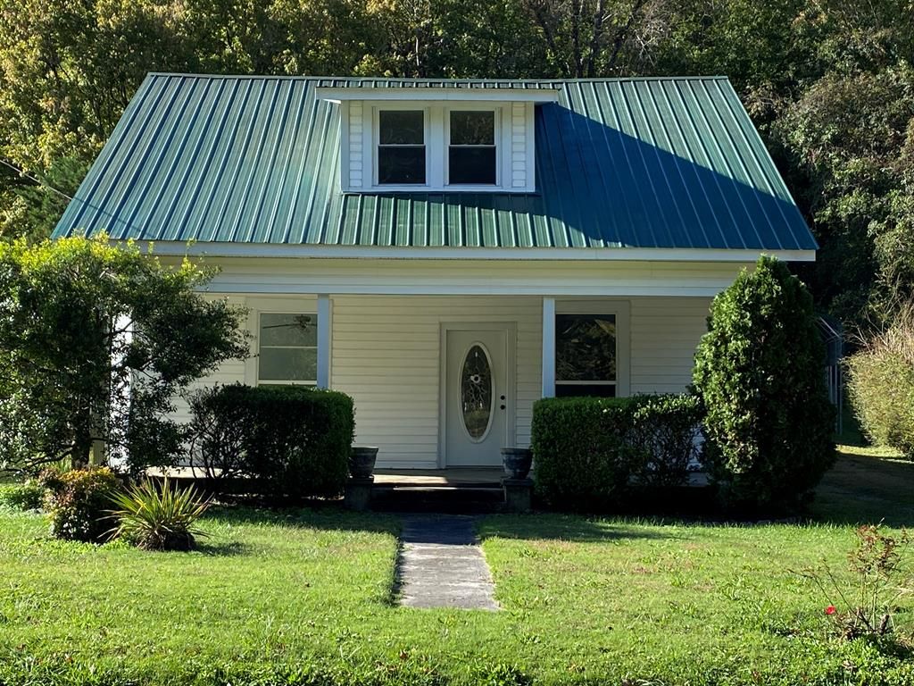 427 E Main St, Red Boiling Springs, TN 37150 Trulia