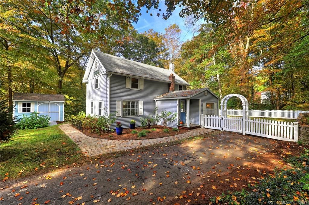 788 Durham Rd, Guilford, CT 06437