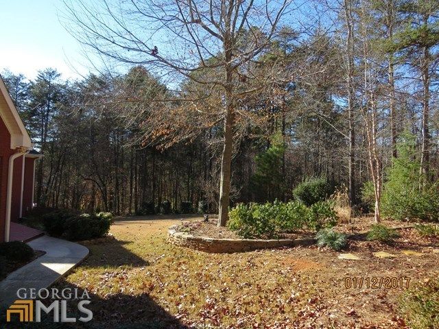 1175 Deer Chase Rd, Toccoa, GA - 3 Bed, 2 Bath Single-Family Home - 3
