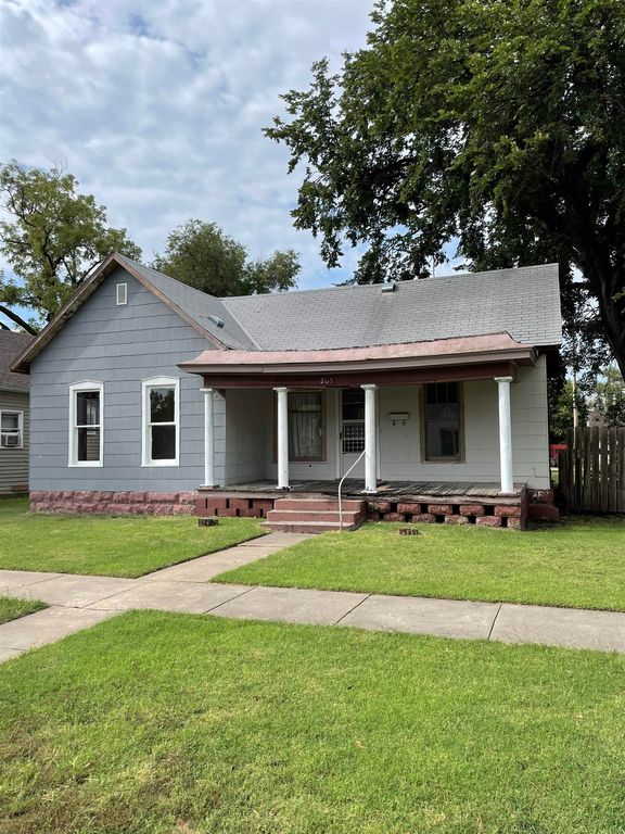 205 E 12th St, Ellis, KS 67637 Trulia
