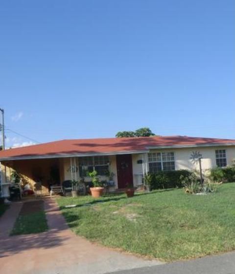 149 SE 28th Ct, Boynton Beach, FL 33435
