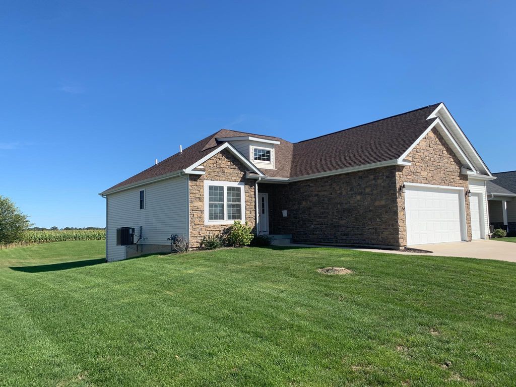 54 Cobblestone Ln, Le Claire, IA 52753 Trulia