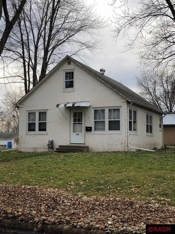 320 W Jackson St, Saint Peter, MN 56082