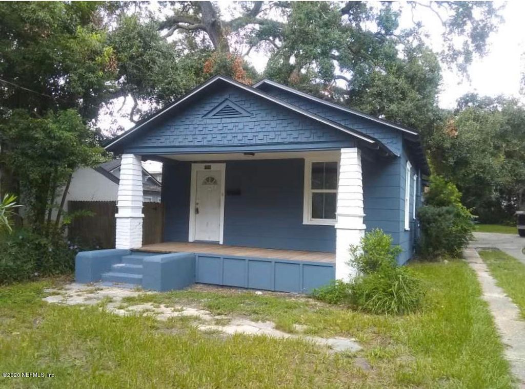 1525 Larue Ave, Jacksonville, FL 32207