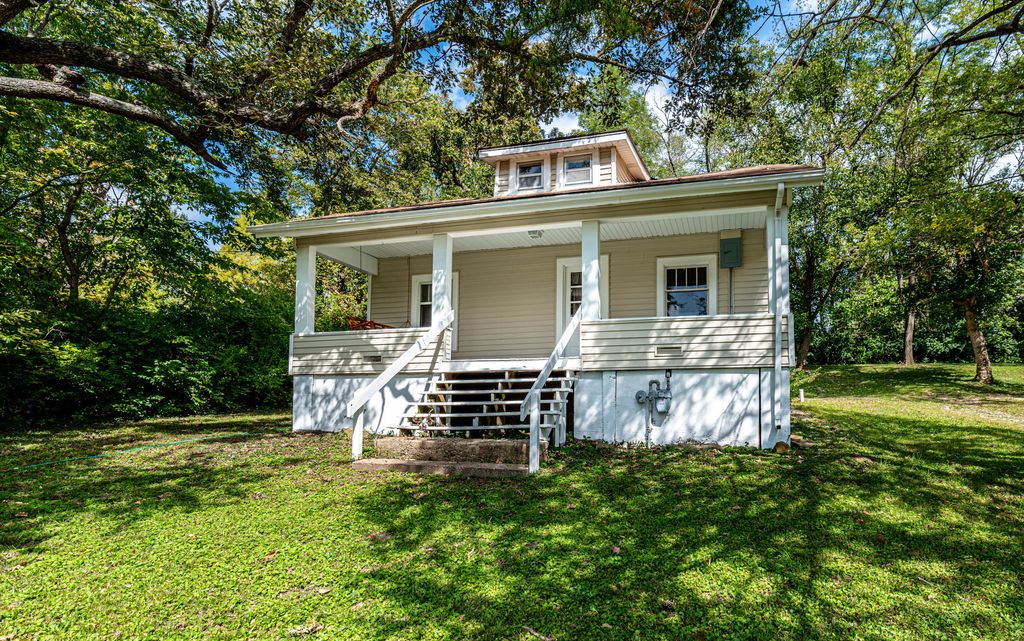 909 W 7th St, Fulton, MO 65251 Trulia