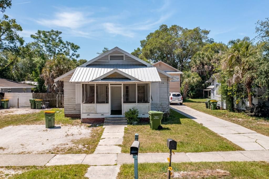 2126 5th St, Sarasota, FL 34237