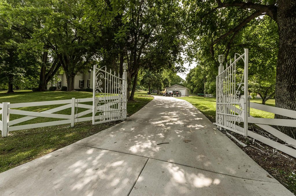 1210 Center Point Rd, Hendersonville, TN 37075 Trulia