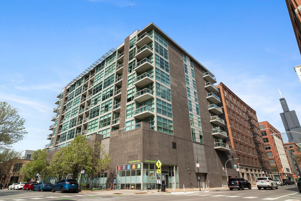 225 S  Sangamon St #802, Chicago, IL 60607