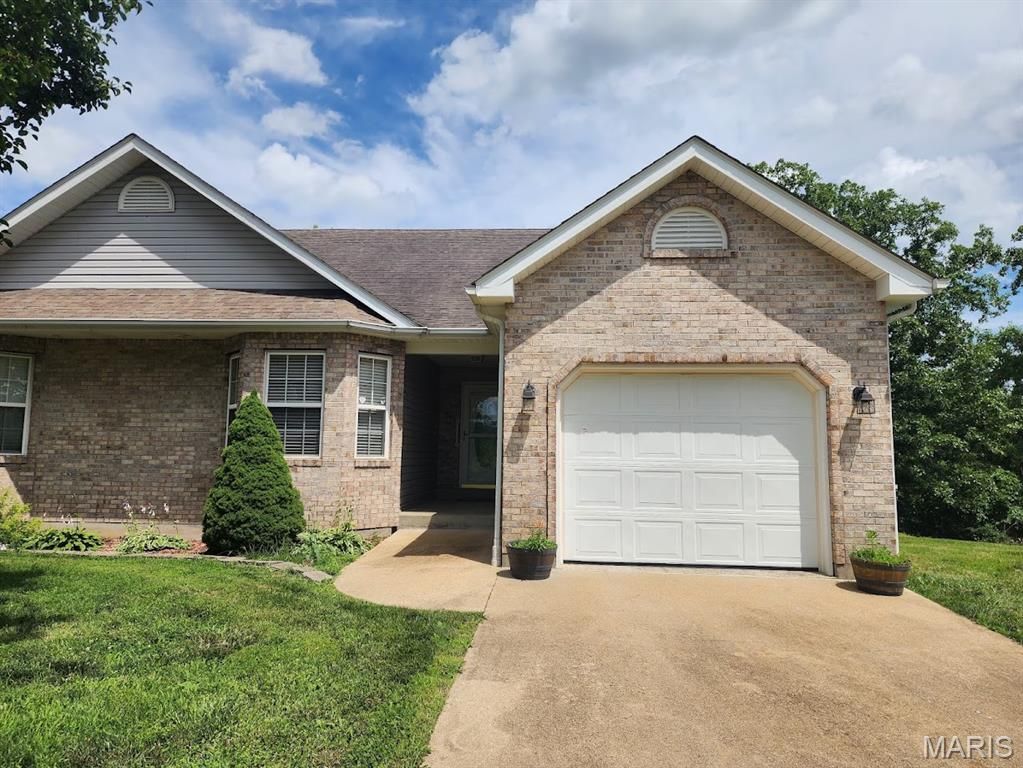 110 Capri Ridge Dr, Bonne Terre, MO 63628 | MLS# 25043171 | Trulia
