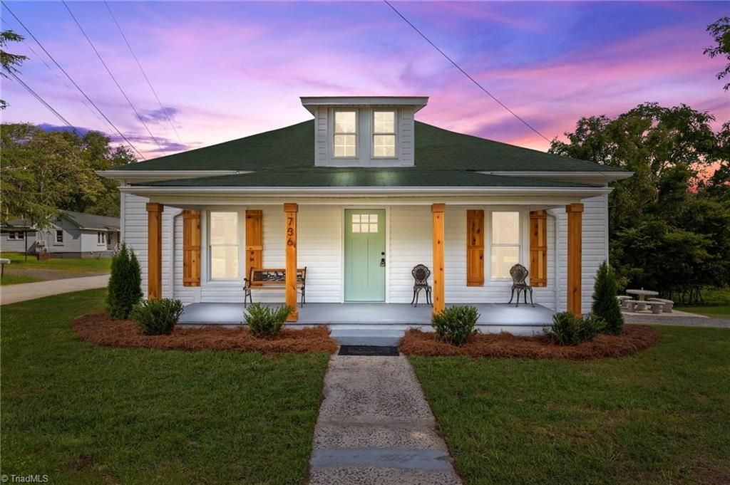 736 Morgan Rd, Eden, NC 27288