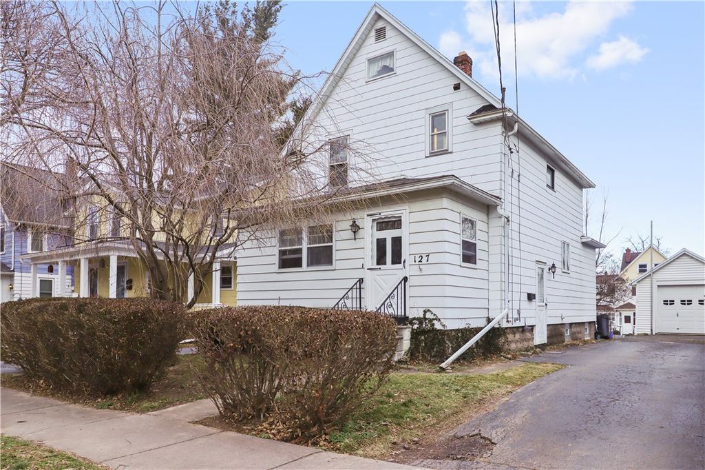127 W  Hickory St, East Rochester, NY 14445