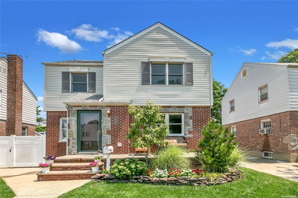 5847 212th Street, Oakland Gardens, NY 11364 Trulia