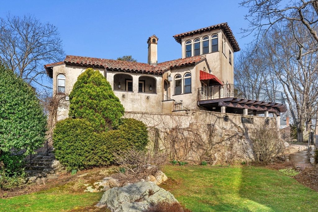 246 Ocean Ave, Marblehead, MA 01945 SingleFamily Home for Sale MLS