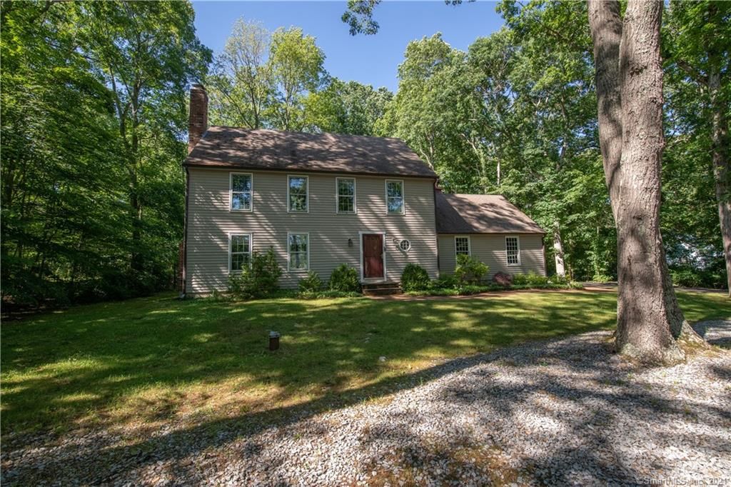 3 Little Hollow Rd, Madison, CT 06443