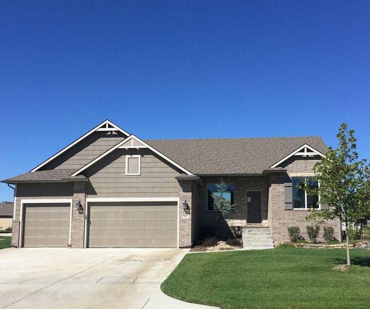 804 W Candlestar Ct, Andover, KS 67002