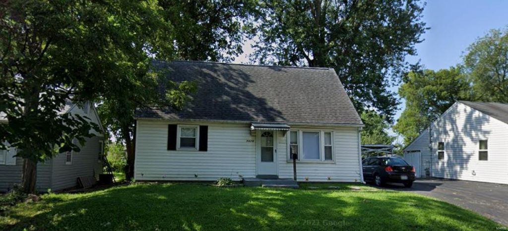 9426 Minerva Ave, Saint Louis, MO 63114