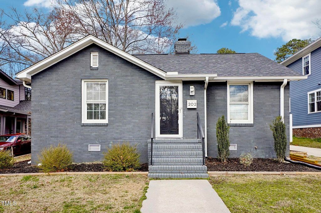 202 W  Lavender Ave, Durham, NC 27704