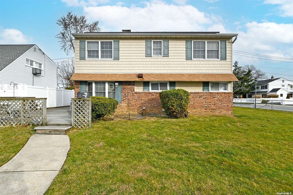 67 Sunrise Lane, Levittown, NY 11756 Trulia