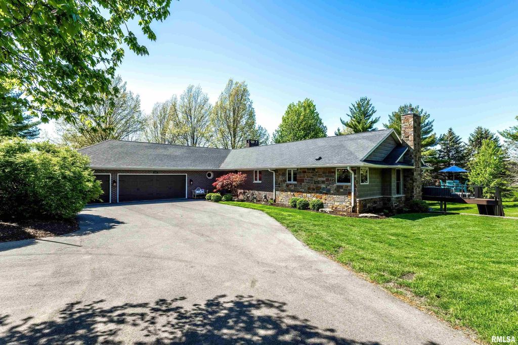 4275 Tanglewood Rd, Bettendorf, IA 52722 Trulia