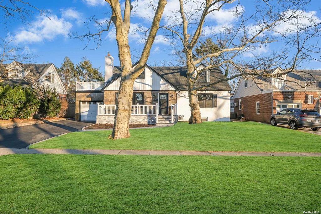 228 Dover Parkway, Garden City, NY 11530 See Est. Value, Schools & More