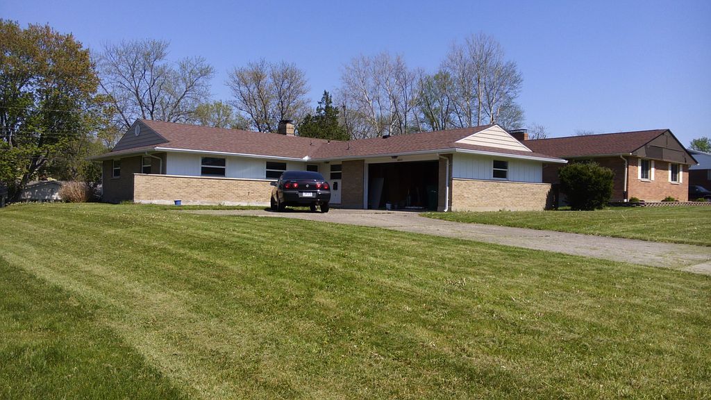 4844 Wilmington Pike, Dayton, OH 45440