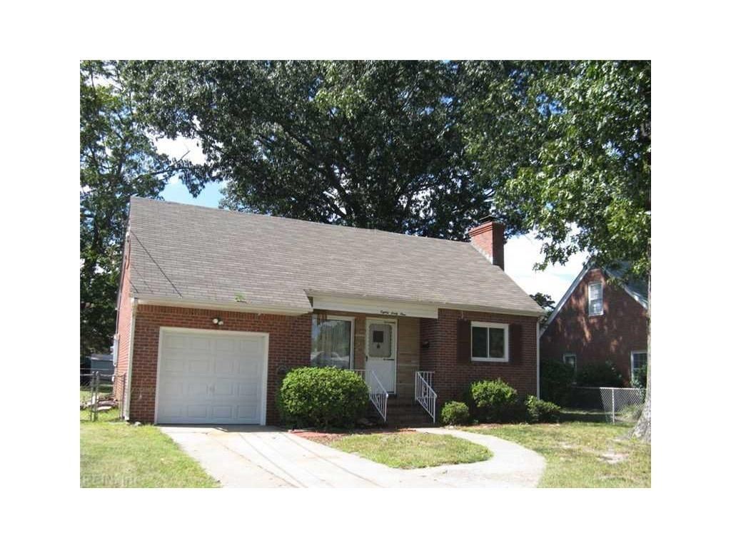 8061 Moose Ave, Norfolk, VA 23518
