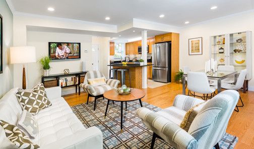 151 Gerry Rd #151, Chestnut Hill, MA 02467