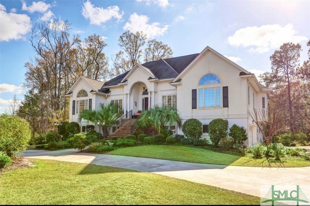 810 Southbridge Blvd, Savannah, GA 31405