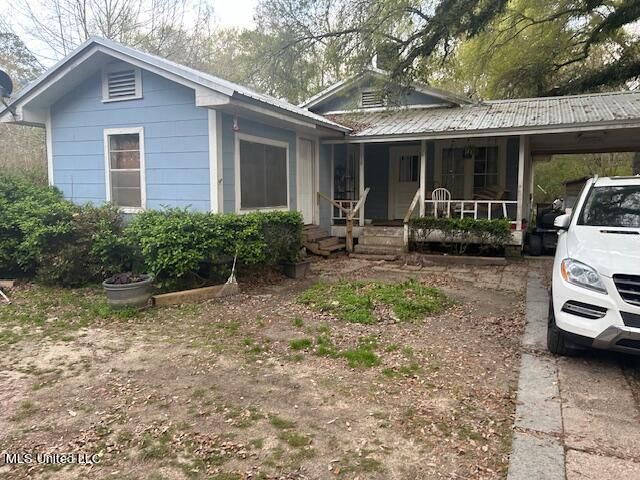 10 Seal Rd, Picayune, MS 39466