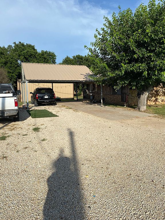151 Gobbler Ln, Brownwood, TX 76802