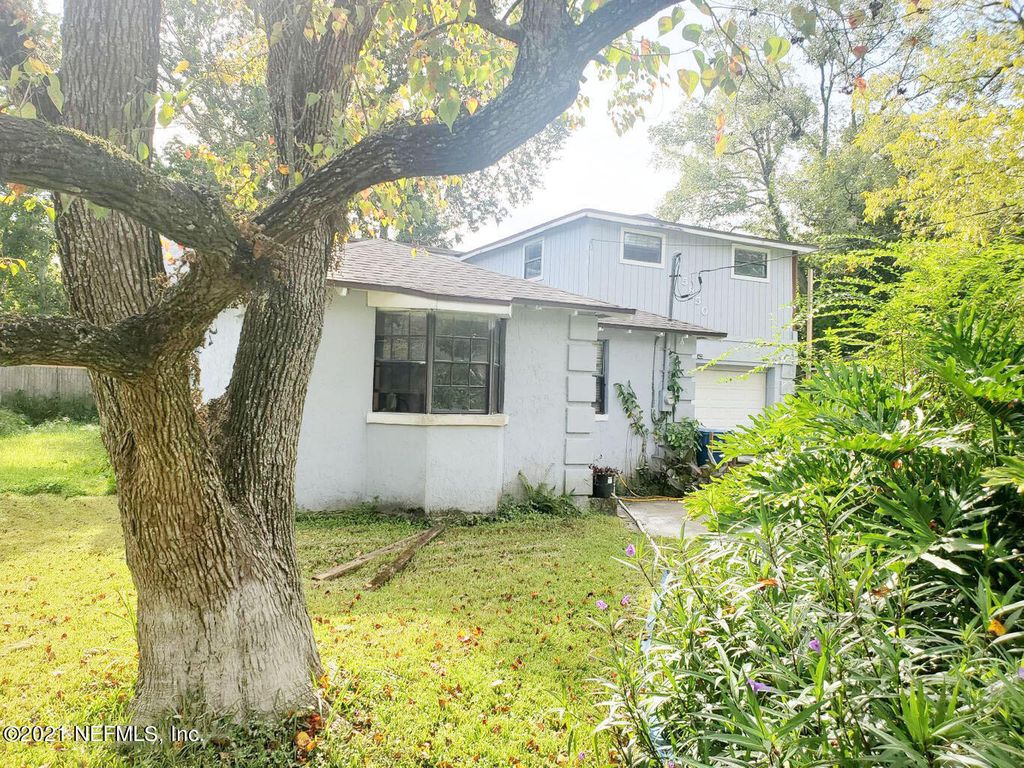 5850 Briley Ave, Jacksonville, FL 32208