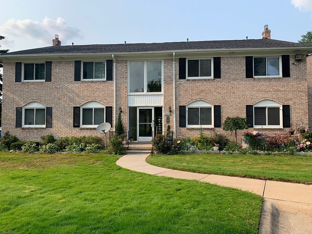 13905 Camelot Dr #3, Sterling Heights, MI 48312 | Trulia
