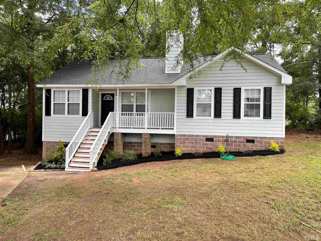 746 Brewers Glynn Ct, Wake Forest, NC 27587