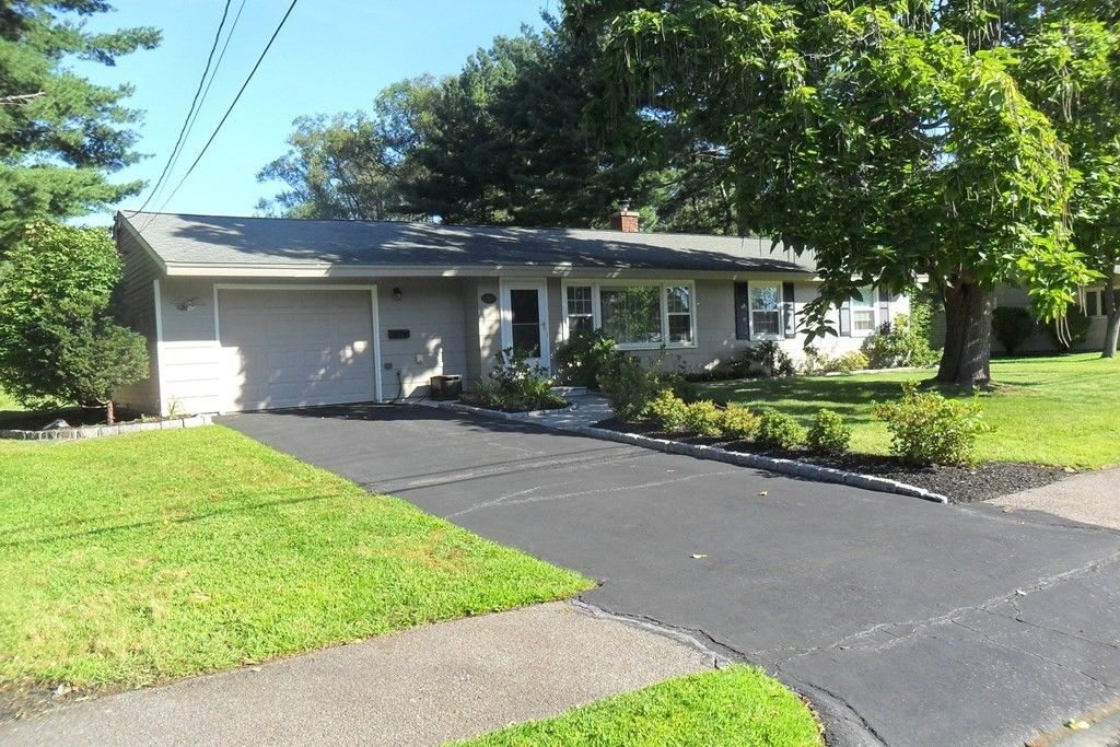 10 Cornell Rd, Framingham, MA 01701