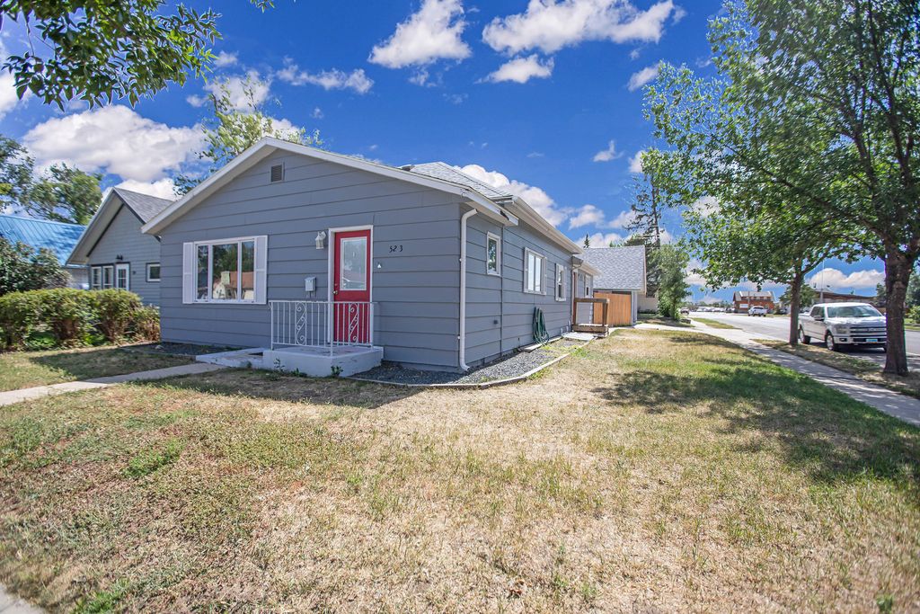 523 4th St W, Williston, ND 58801 Trulia