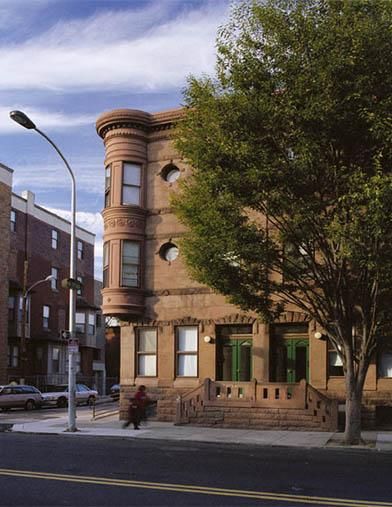 3200 W Diamond St, Philadelphia, PA 19121