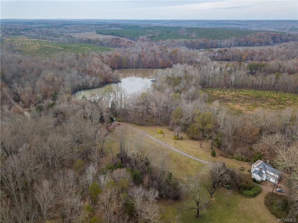 1065 Sports Lake Rd, New Canton, VA 4 Bed, 2 Bath SingleFamily Home