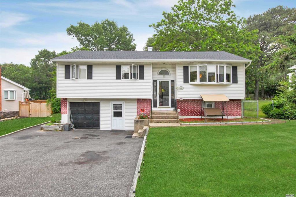 103 Plymouth Blvd, Smithtown, NY 11787 Trulia