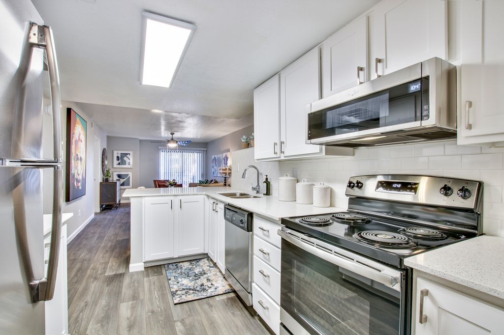 download 546 s country club drive download 546 s country club drive