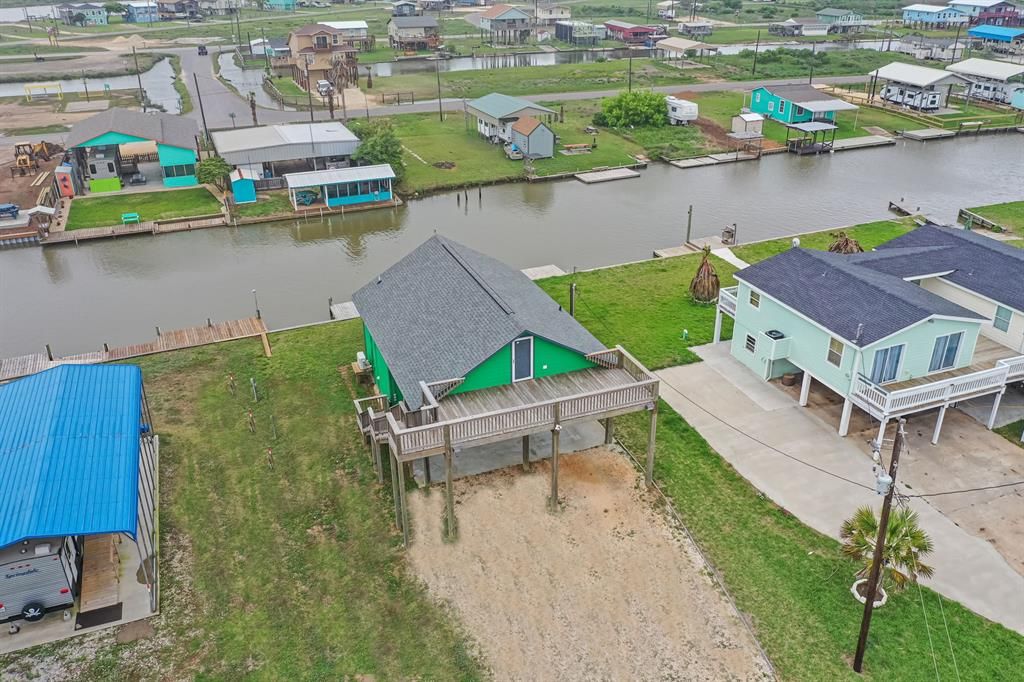 1921 County Road 204 Dolphin Way, Bay City, TX 77414