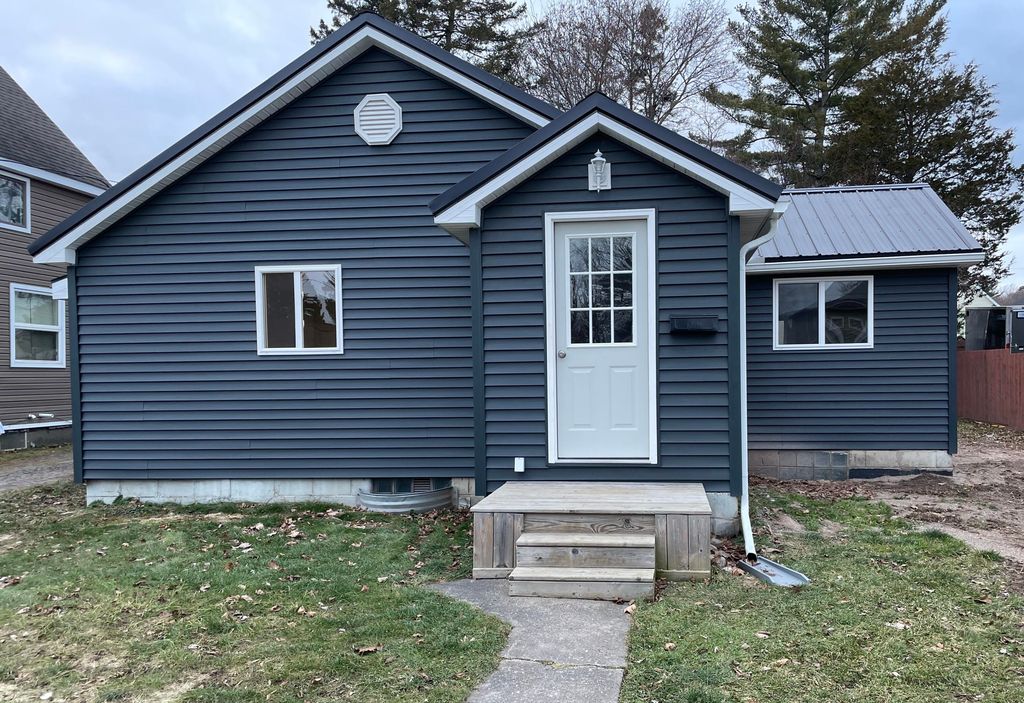 1114 Bingham Ave, Sault Sainte Marie, MI 49783 Trulia