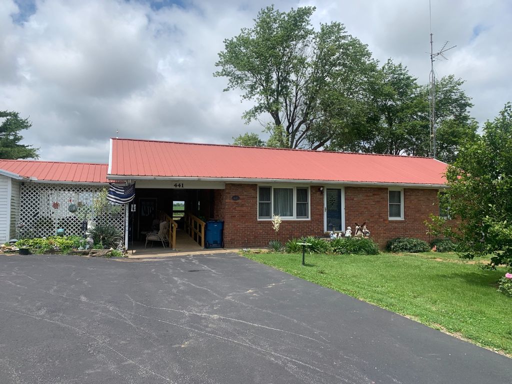 441 State Route 423, Sacramento, KY 42372