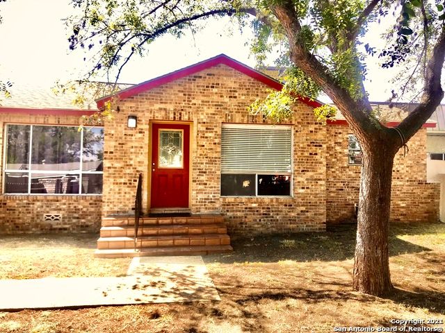 1836 Clower St, San Antonio, TX 78201