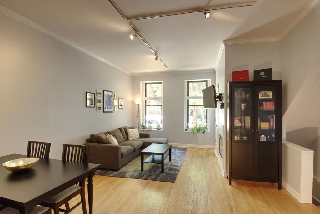 1715 N Honore St, Chicago, IL 60622