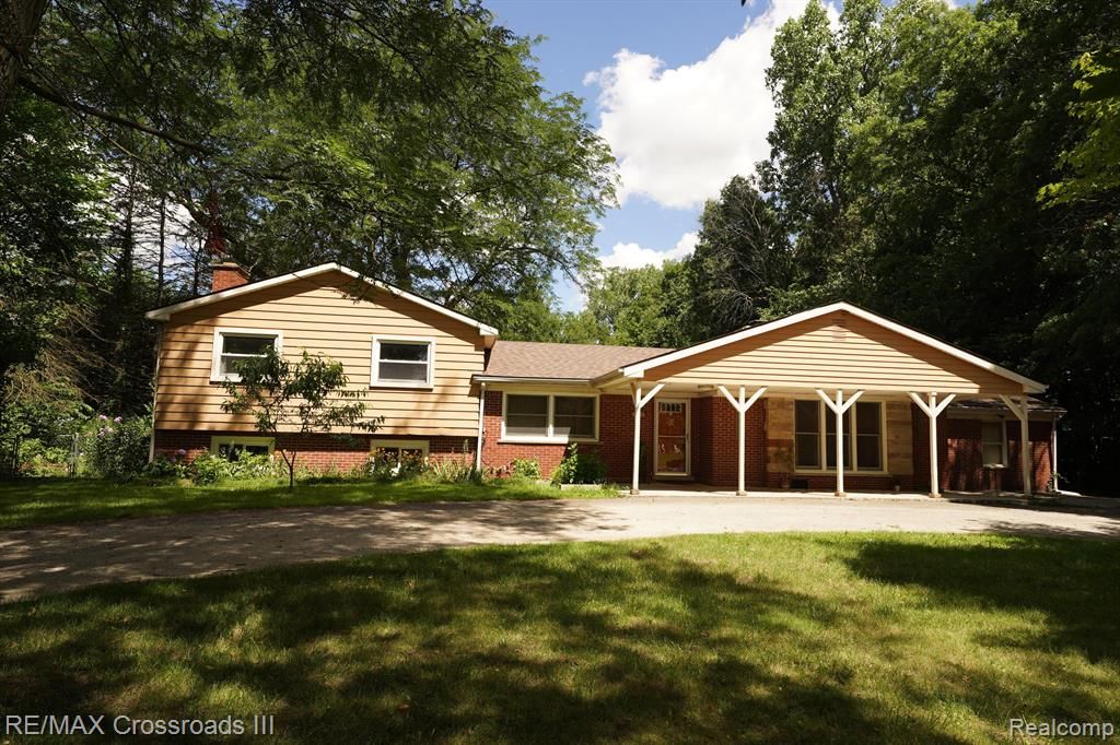 45900 Harris Rd, Belleville, MI 48111 MLS 20221025304 Trulia