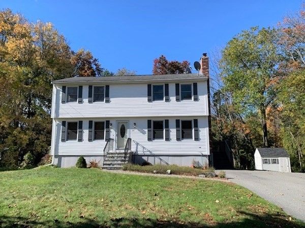 98 Genest St, Dracut, MA 01826
