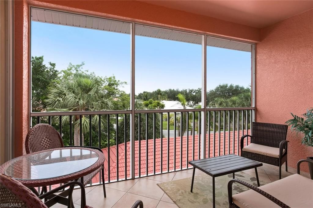 519 Roma Ct #306, Naples, FL 34110